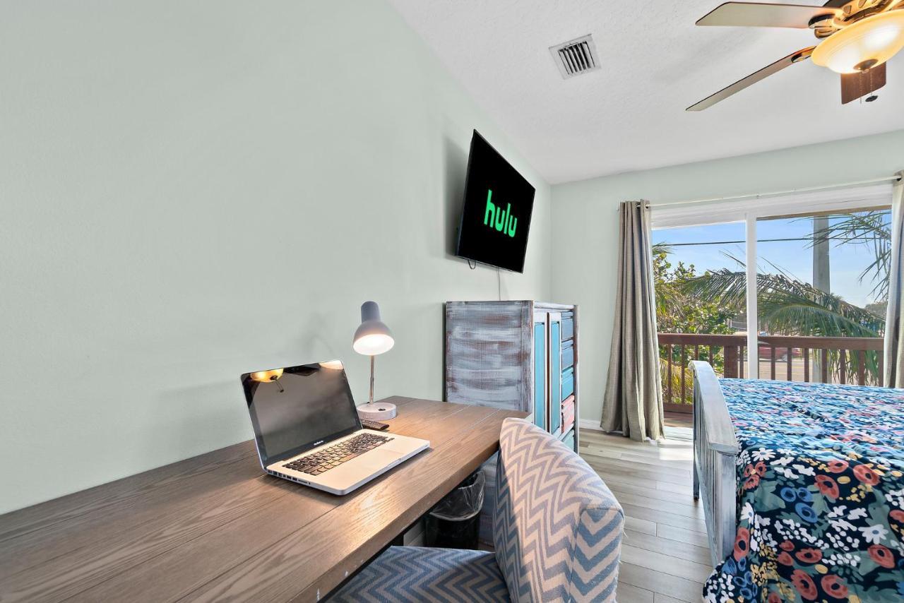 Beachside Serenity Escape - Private 3Br And 2Ba, Dog Friendly Duplex Oasis, Steps To Shore! 멜버른 외부 사진