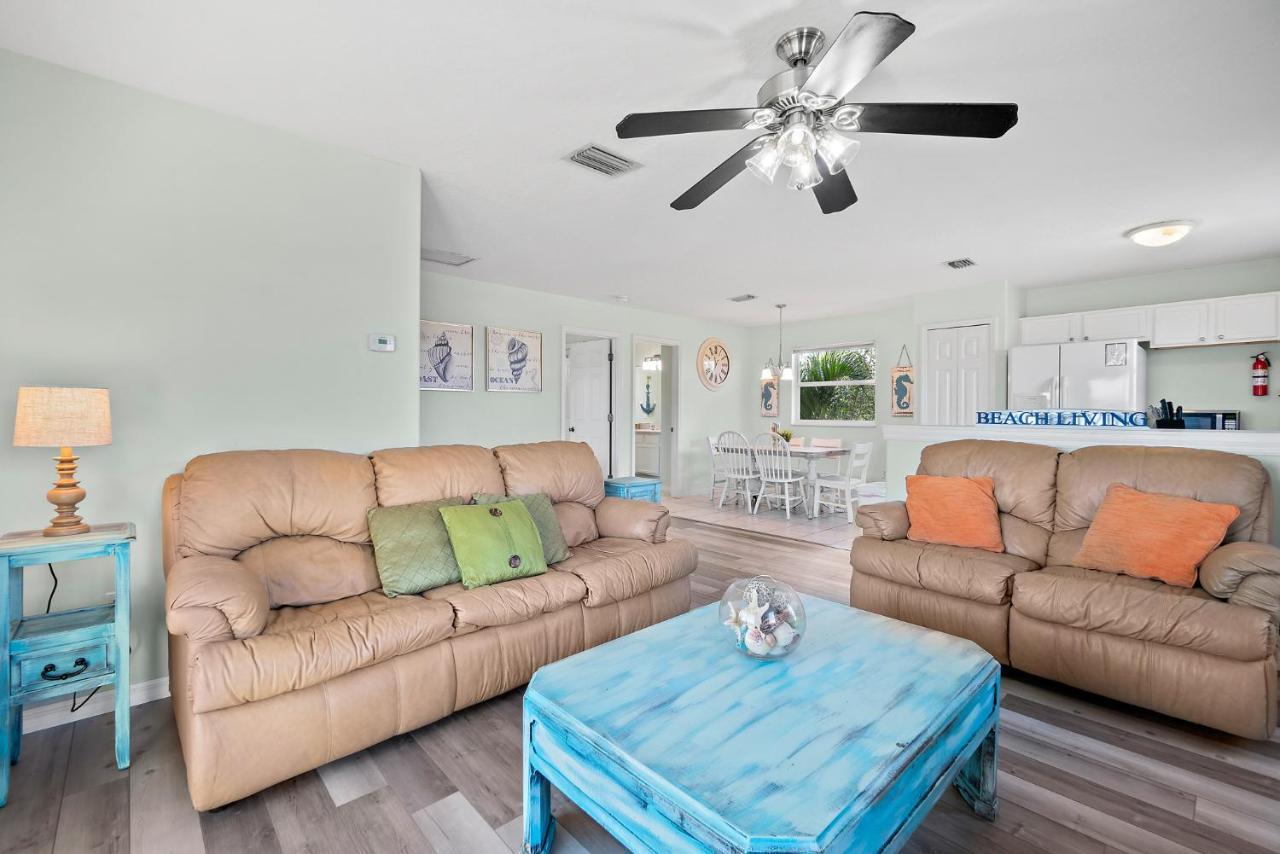 Beachside Serenity Escape - Private 3Br And 2Ba, Dog Friendly Duplex Oasis, Steps To Shore! 멜버른 외부 사진