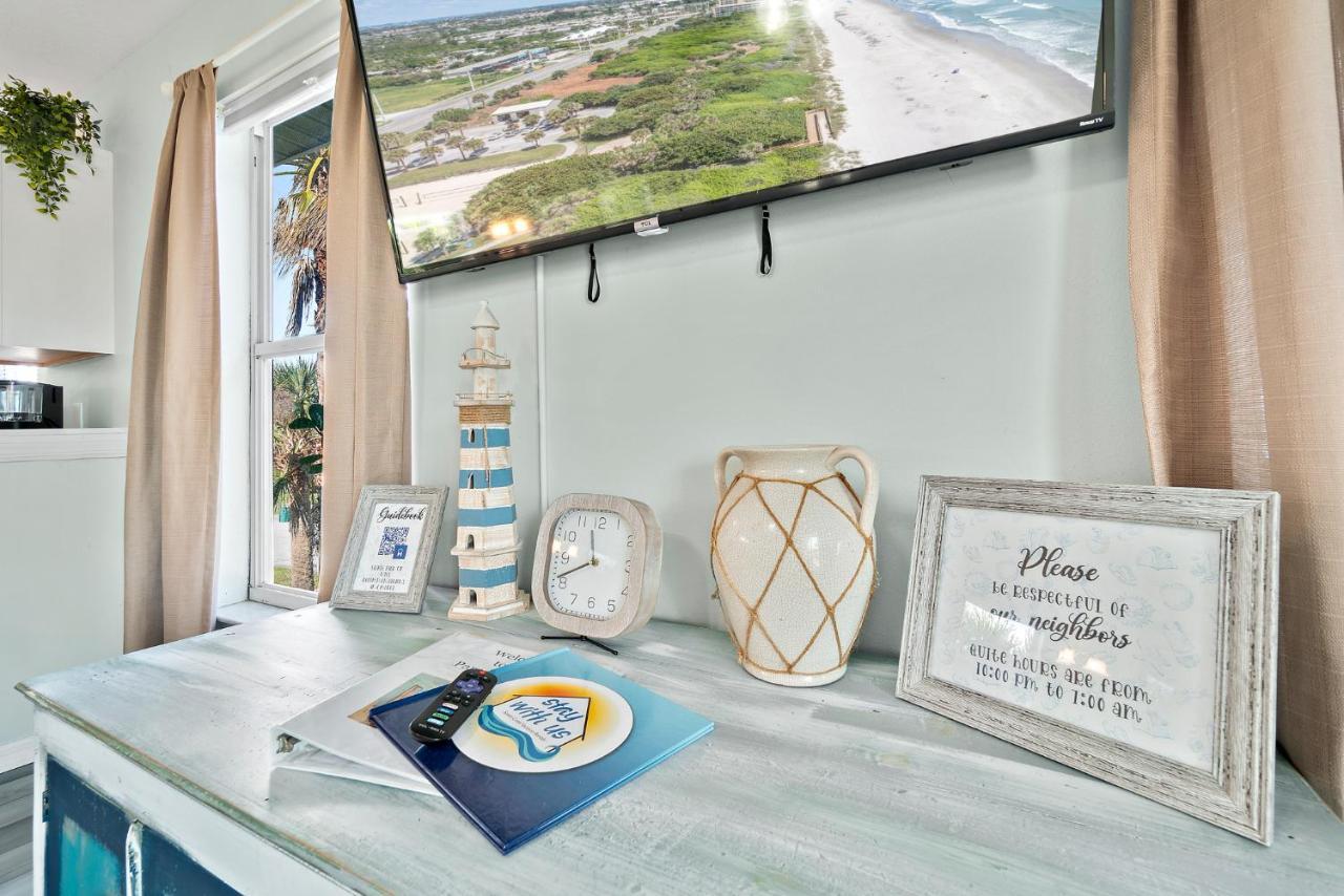 Beachside Serenity Escape - Private 3Br And 2Ba, Dog Friendly Duplex Oasis, Steps To Shore! 멜버른 외부 사진