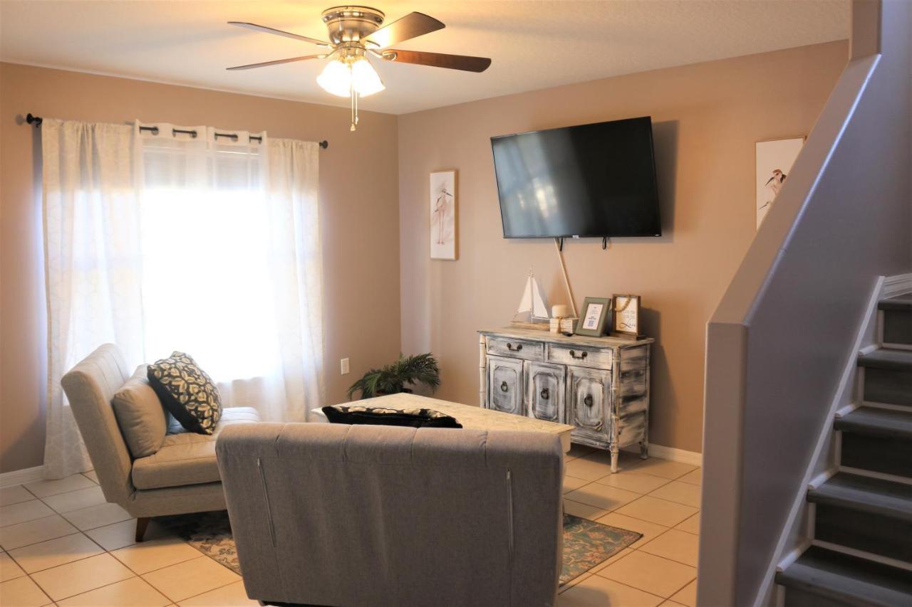 Beachside Serenity Escape - Private 3Br And 2Ba, Dog Friendly Duplex Oasis, Steps To Shore! 멜버른 외부 사진