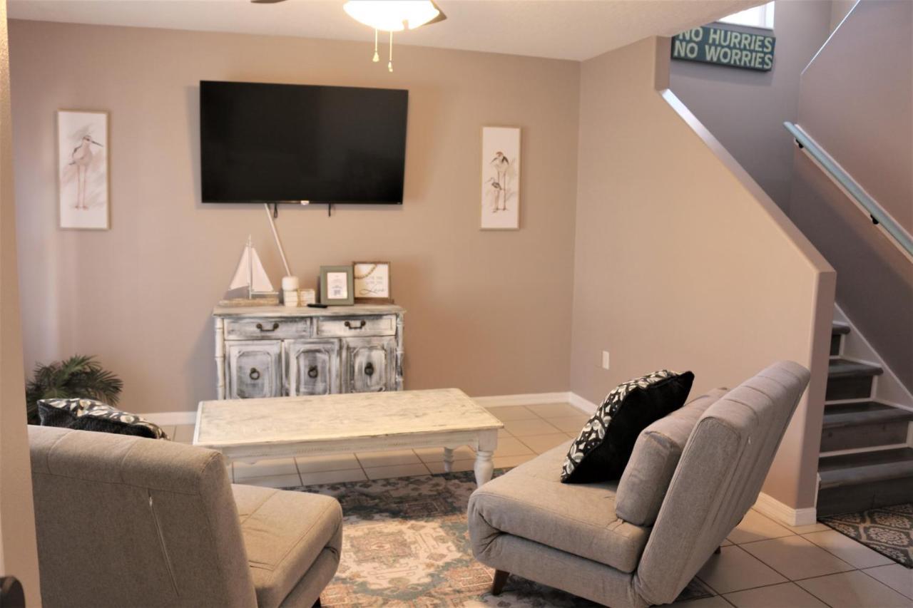 Beachside Serenity Escape - Private 3Br And 2Ba, Dog Friendly Duplex Oasis, Steps To Shore! 멜버른 외부 사진